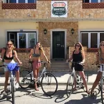 Hostel 33Hostel - Solo Traveller 18 To 35 Only Baleal