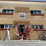 Hostel 33Hostel - Solo Traveller 18 To 35 Only