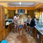 33Hostel - Solo Traveller 18 To 35 Only Hostel Baleal