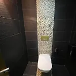33Hostel - Solo Traveller 18 To 35 Only