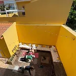 33Hostel - Solo Traveller 18 To 35 Only Baleal