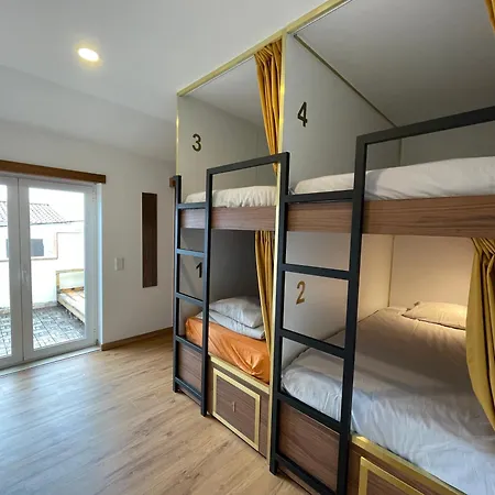 호스텔 33hostel - Solo Traveller 18 To 35 Only 발리알