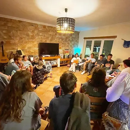 33 - Youth 18 To 35 Only باليال