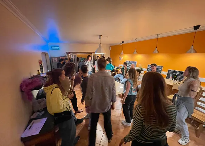 33 - Youth 18 To 35 Only * בליאל