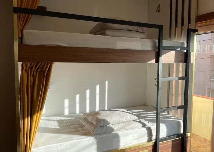 33 - Youth 18 To 35 Only בליאל