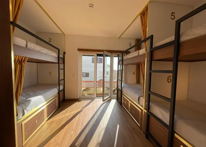 33 - Youth 18 To 35 Only * בליאל