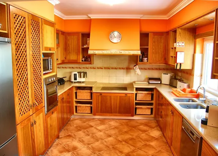 33 - Youth 18 To 35 Only בליאל